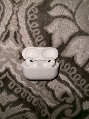 переходник наушники: Вакуумдук, Apple, Колдонулган, Электр зымсыз (Bluetooth), Классикалык