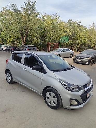Chevrolet Spark: 2019 г., 0.1 л, Автомат, Бензин, Хэтчбэк