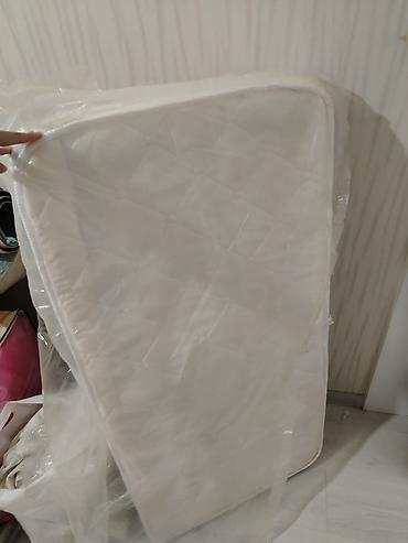 Ev və bağ: Oğlan və qız üçün, Yeni, Dördbucaq, Beşik, Dəst ilə, Matras ilə, Yellənmə mexanizmi ilə — 9