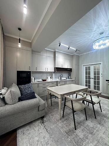 flat osh: 2 комнаты, 65 м², Ала-Арча ТРЦ Элитка, 7 этаж, Дизайнерский ремонт — 1