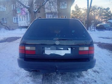 Volkswagen: Volkswagen Passat: 1991 г., 1.8 л, Механика, Универсал — 2