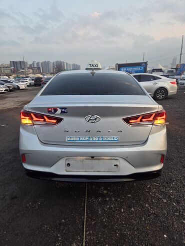 Hyundai: Hyundai Sonata: 2020 г., 2 л, Автомат, Газ, Седан — 6