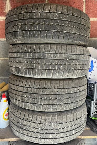 Шины: Шины 225 / 55 / R 17, Зима, Б/у, Комплект, Легковые, Dunlop