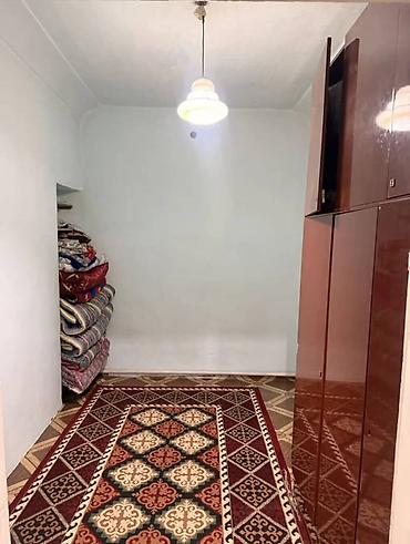 Продажа коттеджей и домов: 🏡 Продаётся просторный дом 📍 Район Ош базар Срочная продажа! • 🛏 — 11