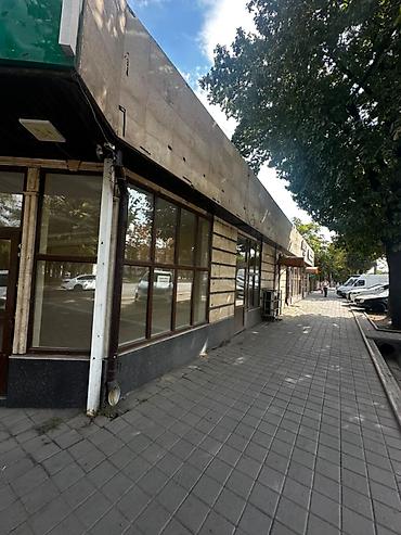 60: Сдаётся коммерческое помещение 60 м² на первой линии, 1/1, на — 5