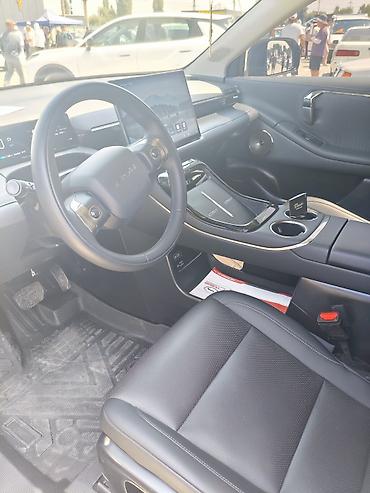 byd e6: Gac aion V тираннозавр. 2024 год выпуска. Максимальная комплектация — 5