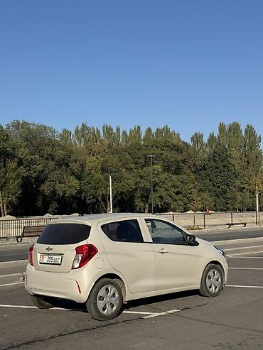 Chevrolet: Chevrolet Spark: 2019 г., 1 л, Хэтчбэк at lalafo.kg — 4 Chevrolet: Chevrolet Spark: 2019 г., 1 л, Хэтчбэк — 4