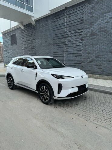 машина субаро: Changan : 2024 г., 1.5 л, Автомат, Гибрид, Кроссовер