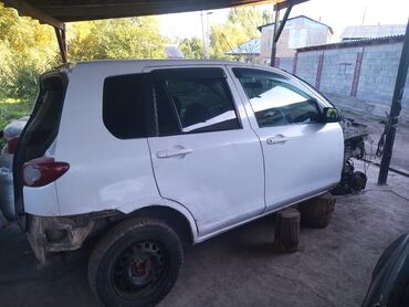 Mazda: Mazda Demio: 2004 г., 1.3 л, Автомат, Бензин, Хэтчбэк