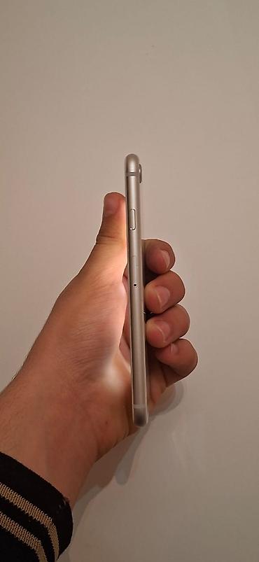 Apple iPhone: IPhone 8, 64 GB, Gümüşü, Barmaq izi — 2