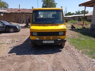 грузовой mercedesbenz actros: Легкий грузовик, Mercedes-Benz, Стандарт, 1,5 т, Б/у