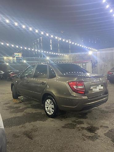 lada granta kredit: VAZ (LADA) Granta: 1.6 l | 2022 il 14000 km Sedan — 5