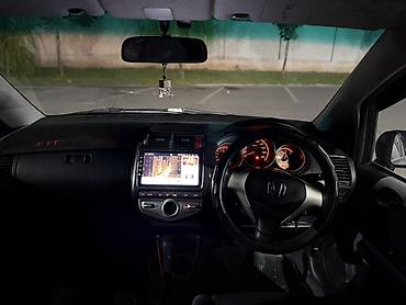 хонда истеп 1: Honda Fit: 2002 г., 1.3 л, Вариатор, Бензин, Хетчбек — 7