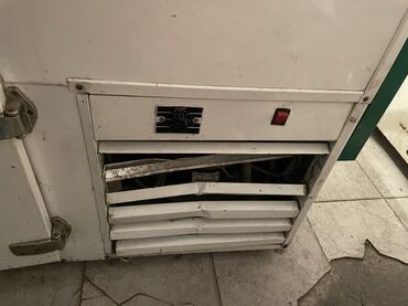 soyuducu gencede: Mağaza üçün soyuduculu vitrin - Tip: Şüşəli, üfüqi vitrin-buzdolabı -