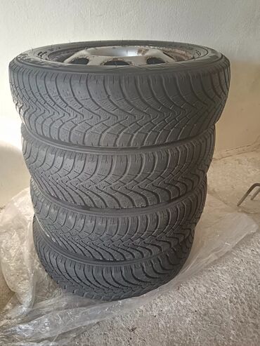 Gume i felne: FALKEN 4kom zimske m+s gume+felne 155/70 r13 75t 41/2J/13H2 ET35 — 1