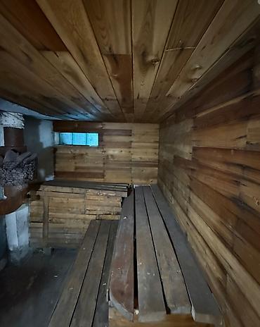 Продажа полдома: 🏡 Продаётся полдома. 📍 Локация: Село Маевка 📐 Основные параметры: 👉 — 5