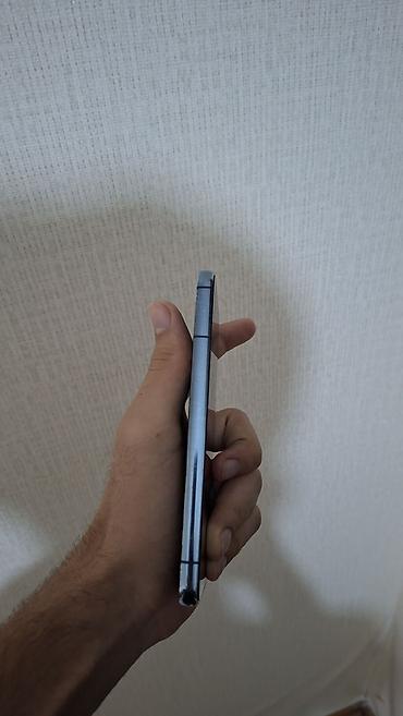 iphone 11 90 pil: Samsung Galaxy S22, 128 GB, rəng - Mavi, Simsiz şarj — 3