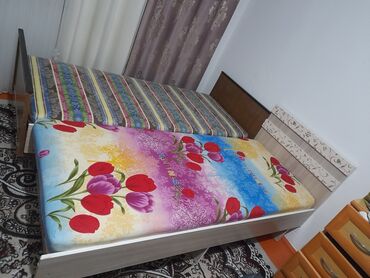 диван двух спальный: Цвет - Белый