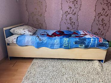 stol desdi: Uşaq/yeniyetmə otağı üçün mebel dəsti hamısına birlikdə 1000 AZN pul — 1