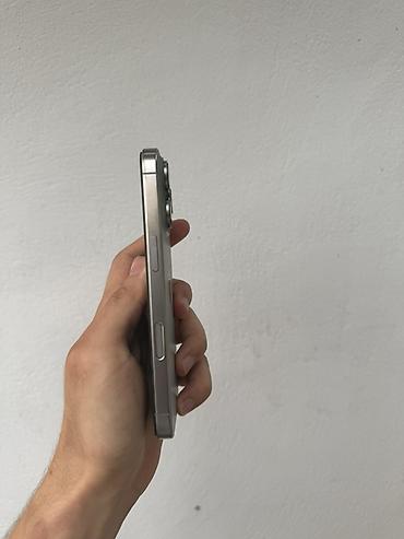 apple ipad pro: IPhone 16 Pro, 128 GB, Natural Titanium, Face ID, Barmaq izi, Simsiz şarj — 8