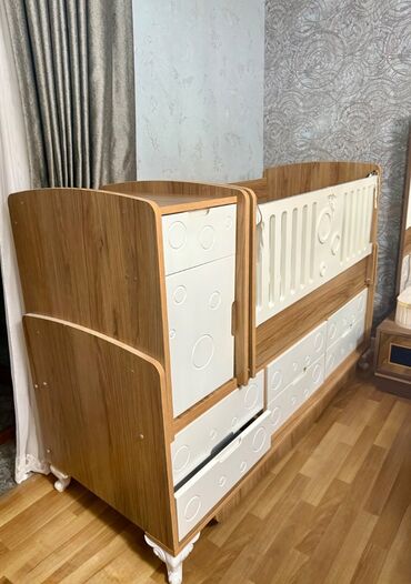 межкомнатные двери баку: Oğlan və qız üçün, Çarpayı, Matras ilə, Siyirməli