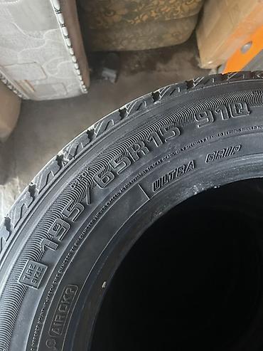 Транспорт: Комплект зимних шин Goodyear UltraGrip - Размер: 195/65 R15 91Q - — 2