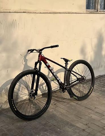 Dağ velosipedləri: Trek Marlin 6 Gen 2 Maxxis tekerler✅ RFR pedal✅ Lunje rul ✅ Hassns — 7