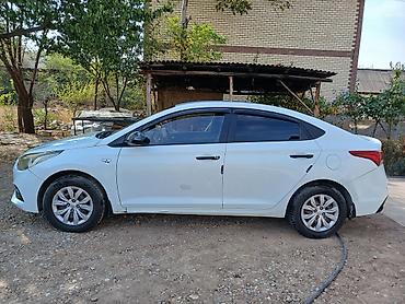 ключ для батарей: Hyundai Solaris: 2018 г., 1.4 л, Автомат, Бензин, Седан — 2