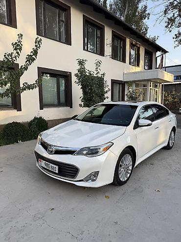 Toyota Avalon: 2014 г., 2.5 л, Автомат, Гибрид, Седан at lalafo.kg Toyota Avalon: 2014 г., 2.5 л, Автомат, Гибрид, Седан