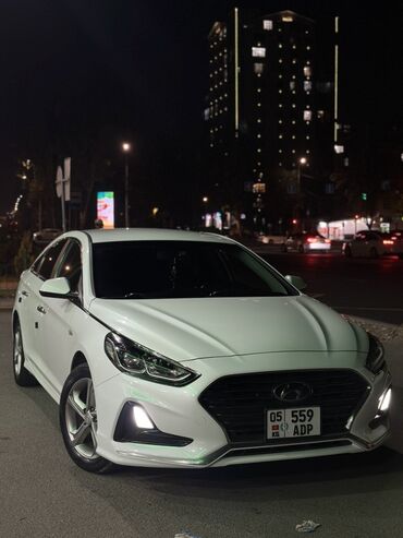 харлей мотоцикл: Hyundai Sonata: 2018 г., 2 л, Автомат, Газ, Седан