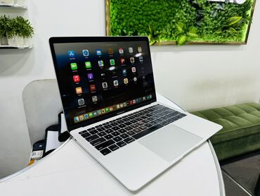 комплект i5: Ультрабук, Apple, 8 ГБ ОЗУ, Intel Core i5, 13.3 ", Б/у, Для несложных задач, память SSD