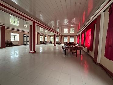 binəqədi: 200 kv bağlı zal,6 sota yaxın açığ həyət ərazisi arendaya — 7