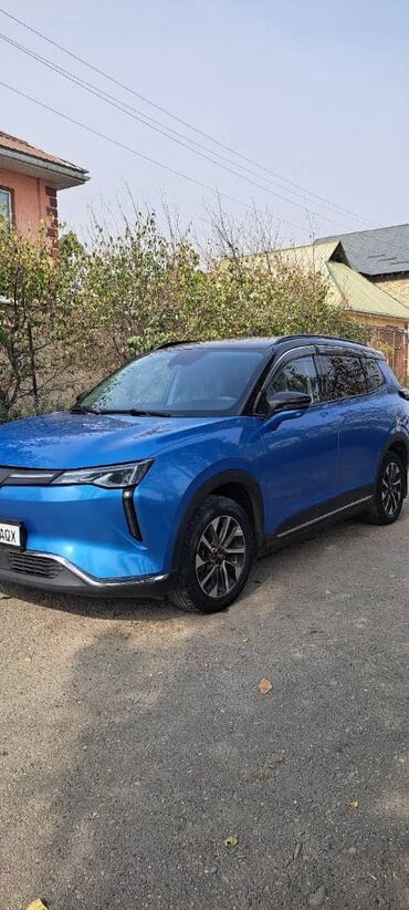 Voyah: Voyah : 2021 г., 1.7 л, Автомат, Электромобиль, Кроссовер — 3