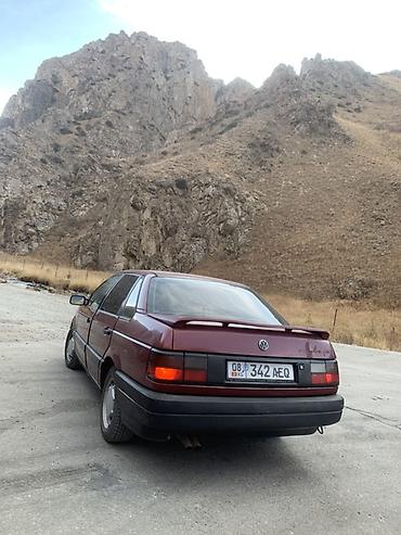 mini ev: Volkswagen Passat: 1990 г., 1.8 л, Механика, Бензин, Седан — 3