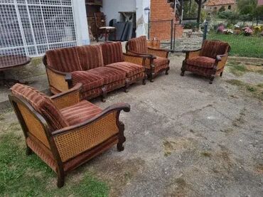 Stilske garniture: Stilska garnitura u odlicnom stanju, trosed i tri fotelje — 4