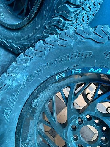 range: Комплект колёс для внедорожника: - Шины BFGoodrich All-Terrain T/A — 1