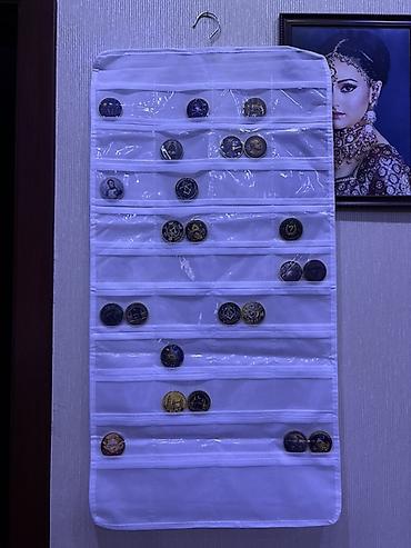 keçəl kosa: Asılma tipli kolleksiya üçün orqanayzer. Hər üzündə 40 cibi var — 1