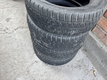 тракторные колеса: Комплект зимних шин 175/65 R14 - Размер: 175/65 R14 (указано на