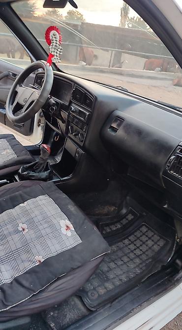рендер: Volkswagen Passat Variant: 1991 г., 1.8 л, Механика, Бензин, Универсал — 7