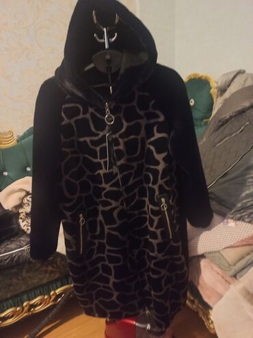 женские классические леггинсы: Qadın kapüşonlu qış paltosu - Material: qalın, yumşaq plyuş/velur lalafo.az -da женские классические леггинсы: Qadın kapüşonlu qış paltosu - Material: qalın, yumşaq plyuş/velur