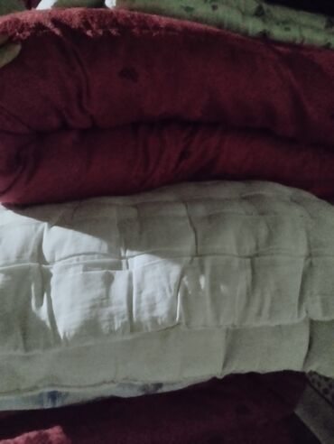 Çarpayılar: Təknəfərlik çarpayı, Bazasız, Matras ilə, Siyirməsiz — 2