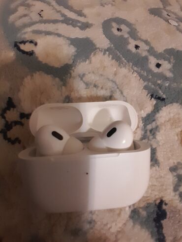 кейсы для наушников: Вакуумные, Apple, Новый, Беспроводные (Bluetooth), Классические