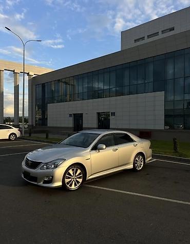 Toyota: Toyota Crown: 2010 г., 3.5 л, Вариатор, Гибрид, Седан — 2