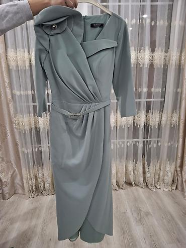 Dəstlər, kostyumlar: Qadın geyim dəsti – 38 razmer 1) Qara-ağ zolaqlı kostyum - Üst geyim — 9