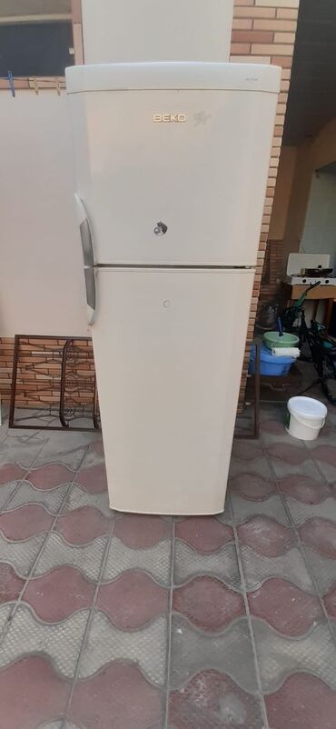 Техника для напитков: 2 двери Beko Холодильник Продажа, цвет - Белый