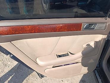 х5 2003: Audi A6: 2001 г., 2.8 л, Механика, Бензин, Седан — 4