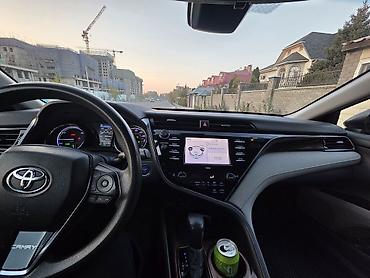 honda stepwgn 1: Toyota Camry: 2020 г., 2.5 л, Вариатор, Гибрид, Седан — 6