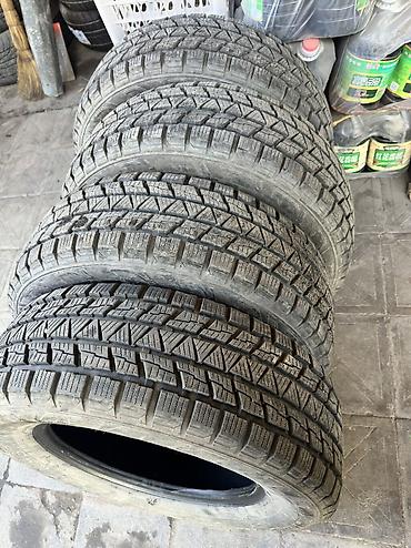 r17 honda: Диски Honda (4 шт.).диски 35 000 сом R17 Шины зимние 245.65.17 KENDA — 10