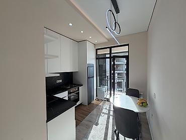 1 бөлмө, 46 м², Төмөнкү Джал (Джал-23) Элитка, 14 кабат, Дизайнердик оңдоо