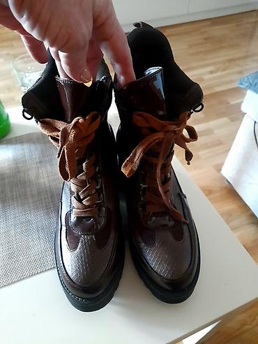 Gležnjače: Gležnjače, Aldo, 40 — 2